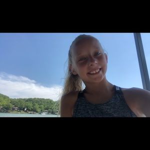 Meet your Posher, Madison